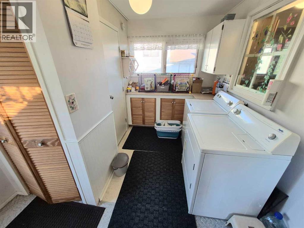 5209 40 Avenue, photo 18 of 43