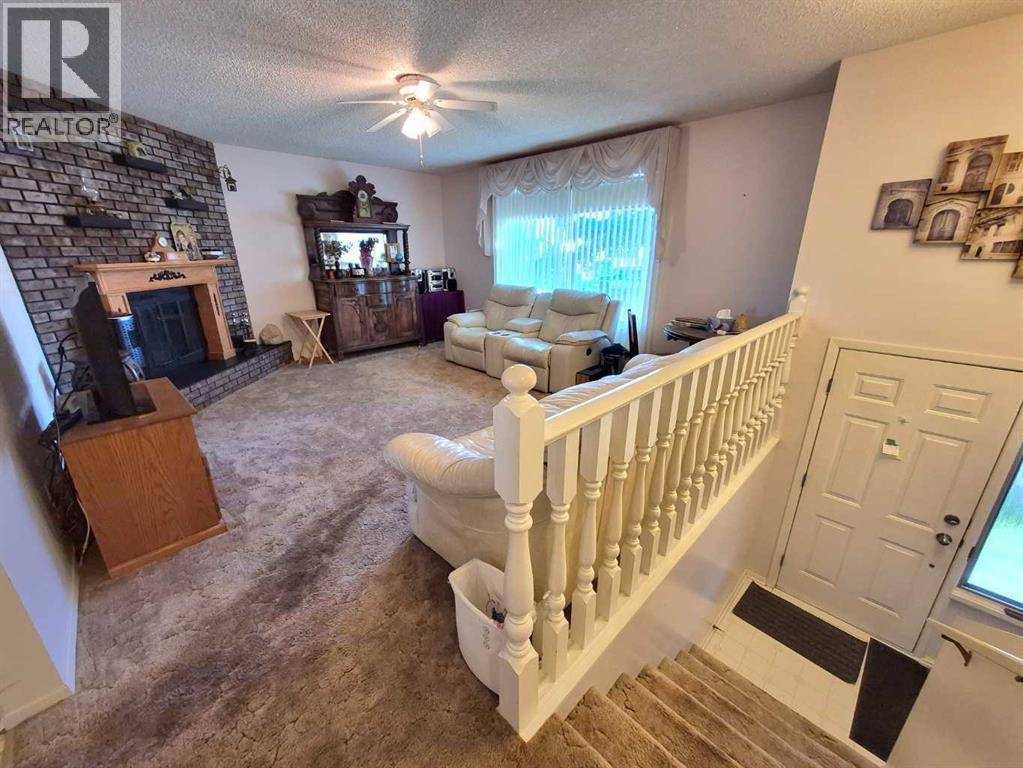 5209 40 Avenue, photo 14 of 43