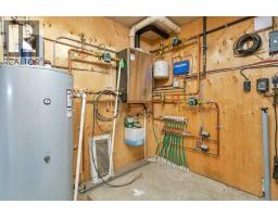 15048 Highway 611, Rural Ponoka County, AB T0C0M0 Photo 36