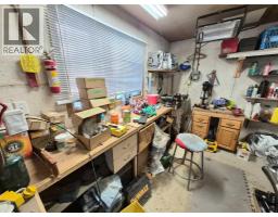 5209 40 Avenue, Taber, AB T1G1C6 Photo 35