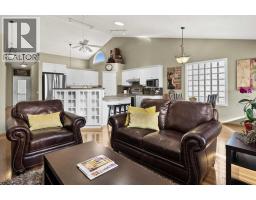 69 Chaparral Villas Se, Calgary, AB T2X3N4 Photo 17
