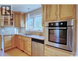 Primary Bedroom - 809 Athabasca Street E, Moose Jaw, SK S6H0M6 Photo 6