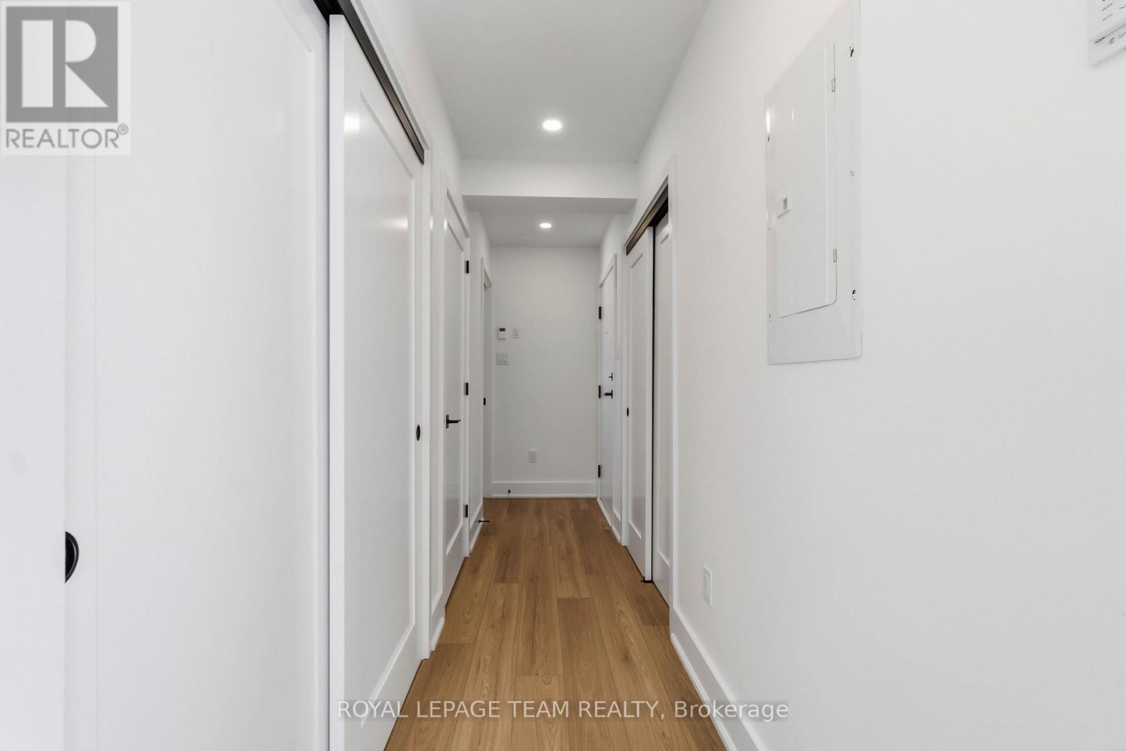8 - 100 HAMILTON AVENUE N, Ottawa — photo 2