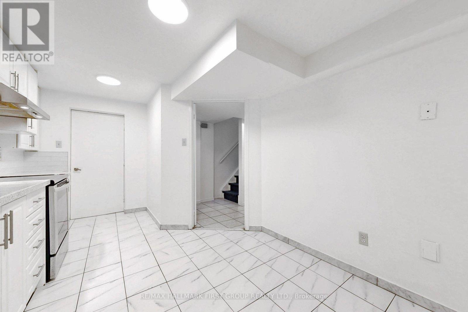 BSMT - 220 MORNINGVIEW TRAIL, Toronto (Rouge) — photo 9