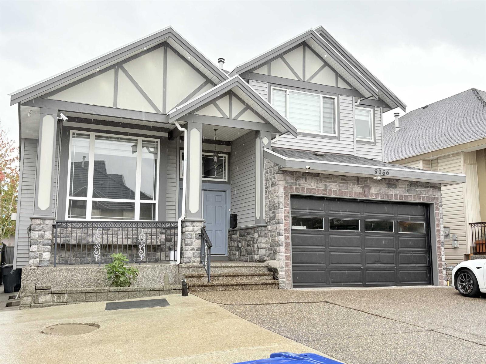 8056 135A Street, Surrey — photo 2