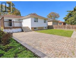 5 Renault Crescent, Toronto, ON M9P1J2 Photo 12