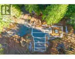 2969 Mclean Lane, Qualicum Beach, BC V9K2L7 Photo 11