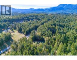 2969 Mclean Lane, Qualicum Beach, BC V9K2L7 Photo 8
