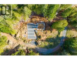 2969 Mclean Lane, Qualicum Beach, BC V9K2L7 Photo 10