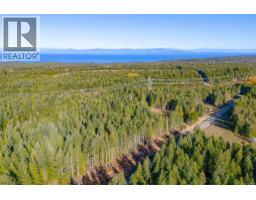 2969 Mclean Lane, Qualicum Beach, BC V9K2L7 Photo 34