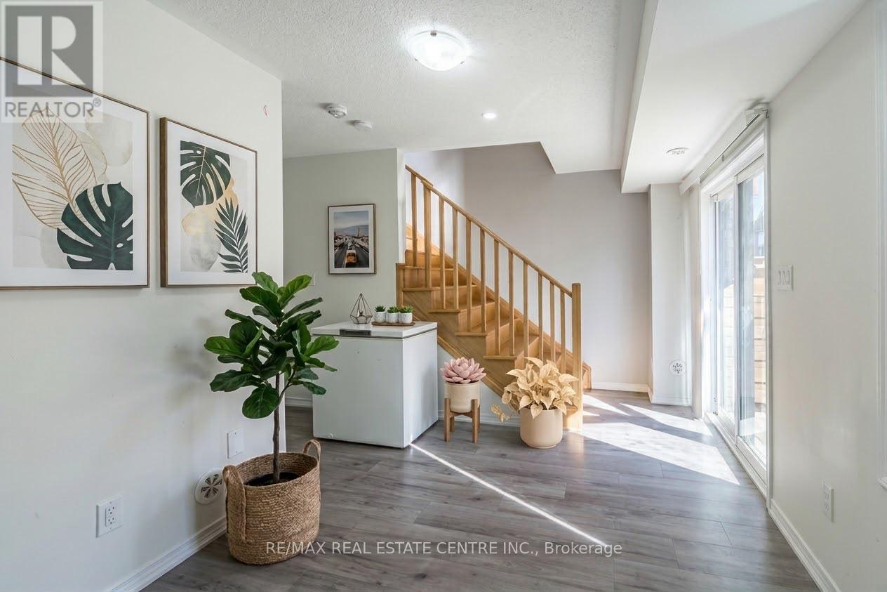 91 Danzatore Path, Oshawa, ON photo 16