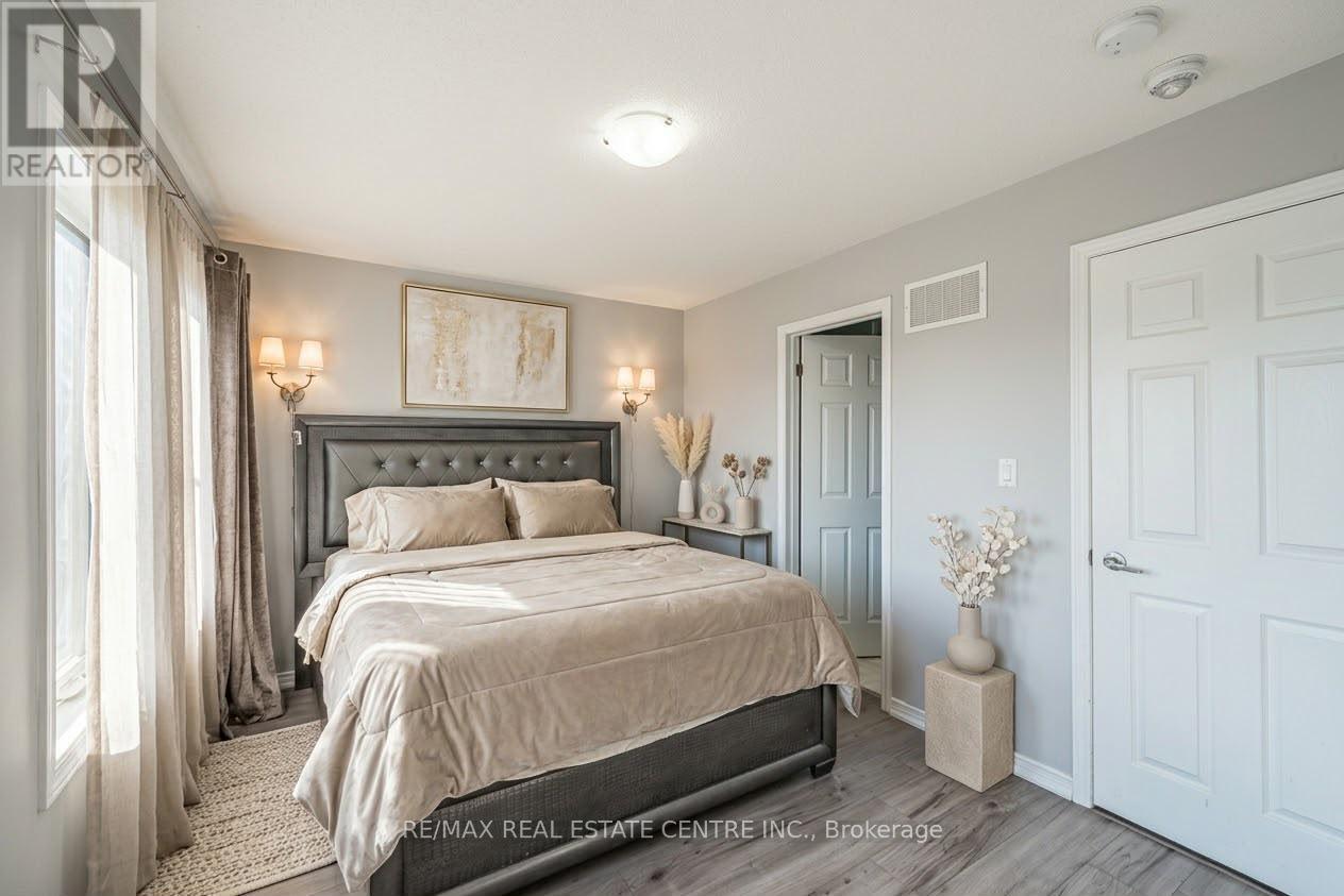 91 Danzatore Path, Oshawa, ON photo 9