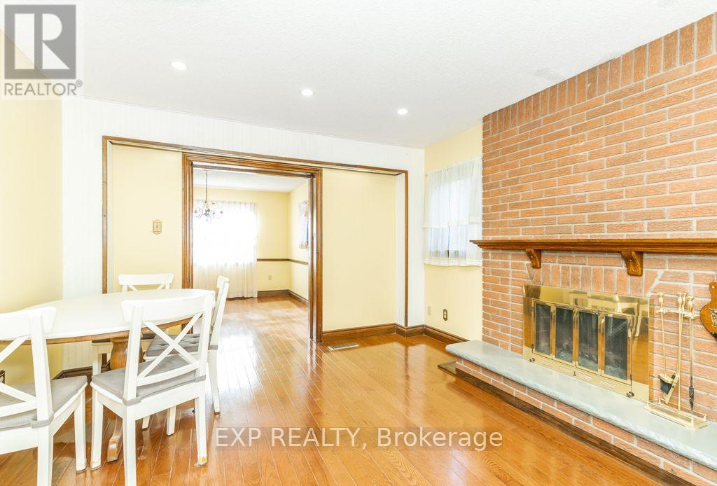64 Burden Crescent, Ajax, ON photo 10