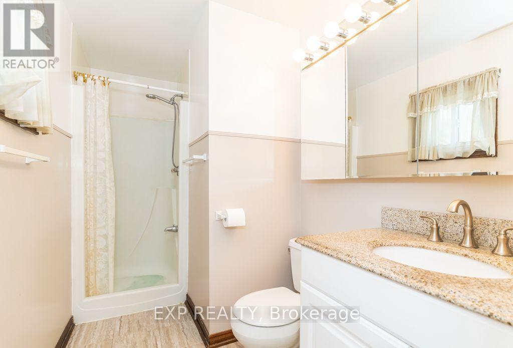 64 Burden Crescent, Ajax, ON photo 31