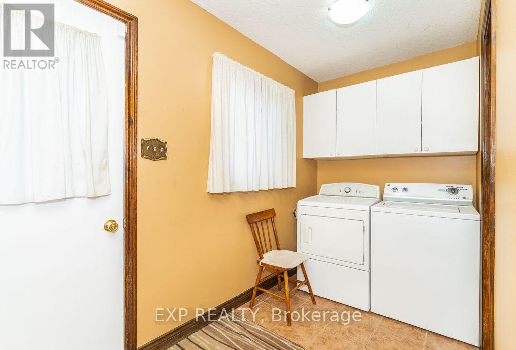 64 Burden Crescent, Ajax, ON photo 38