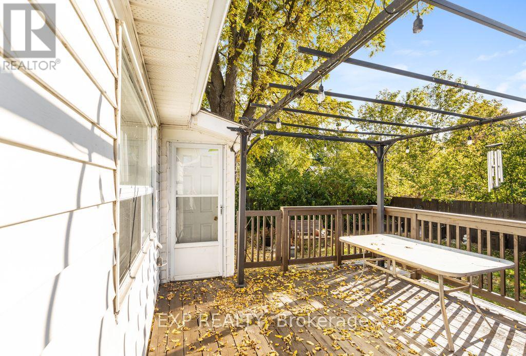 64 Burden Crescent, Ajax, ON photo 44