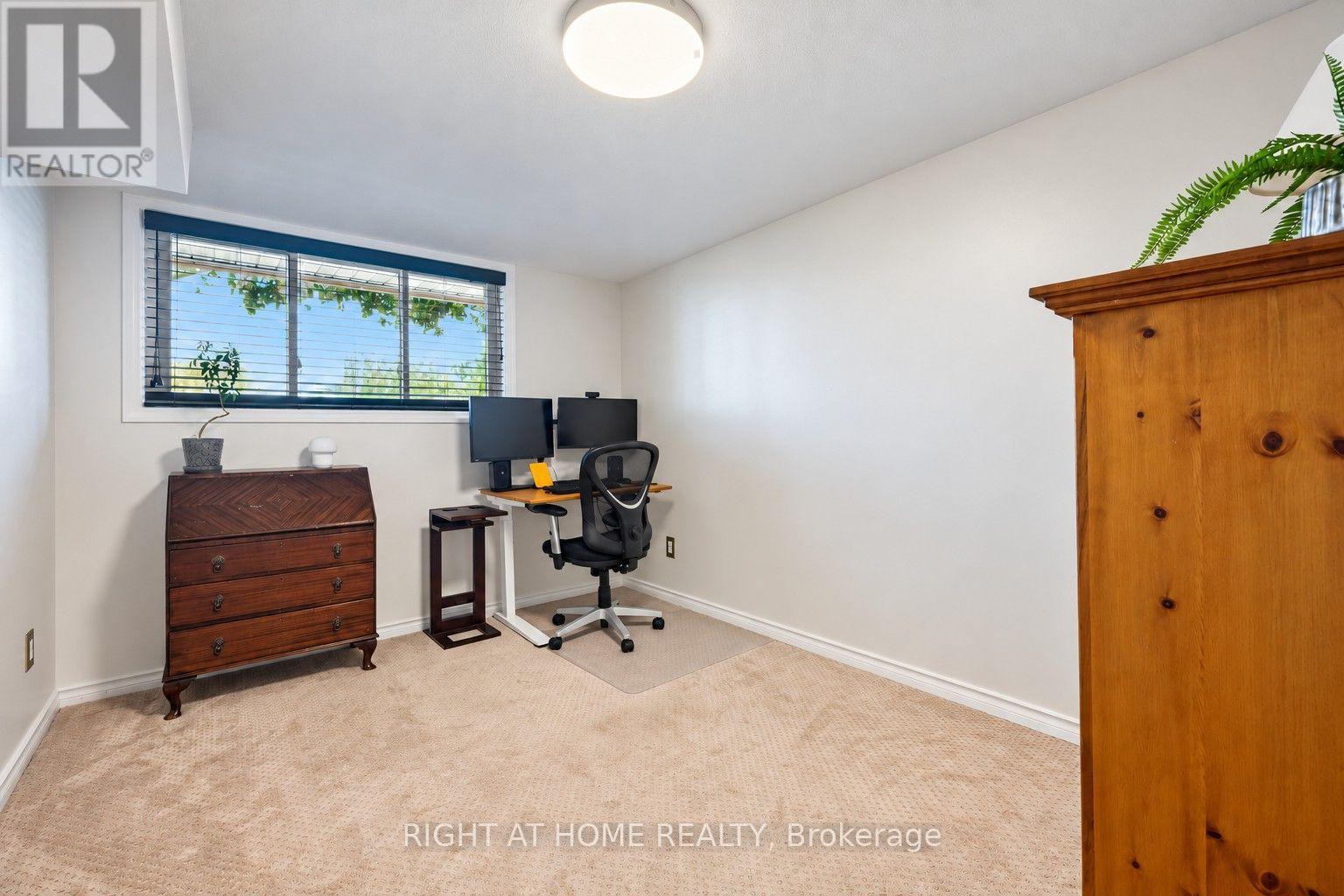36 Hanover Place, Hamilton, ON photo 24