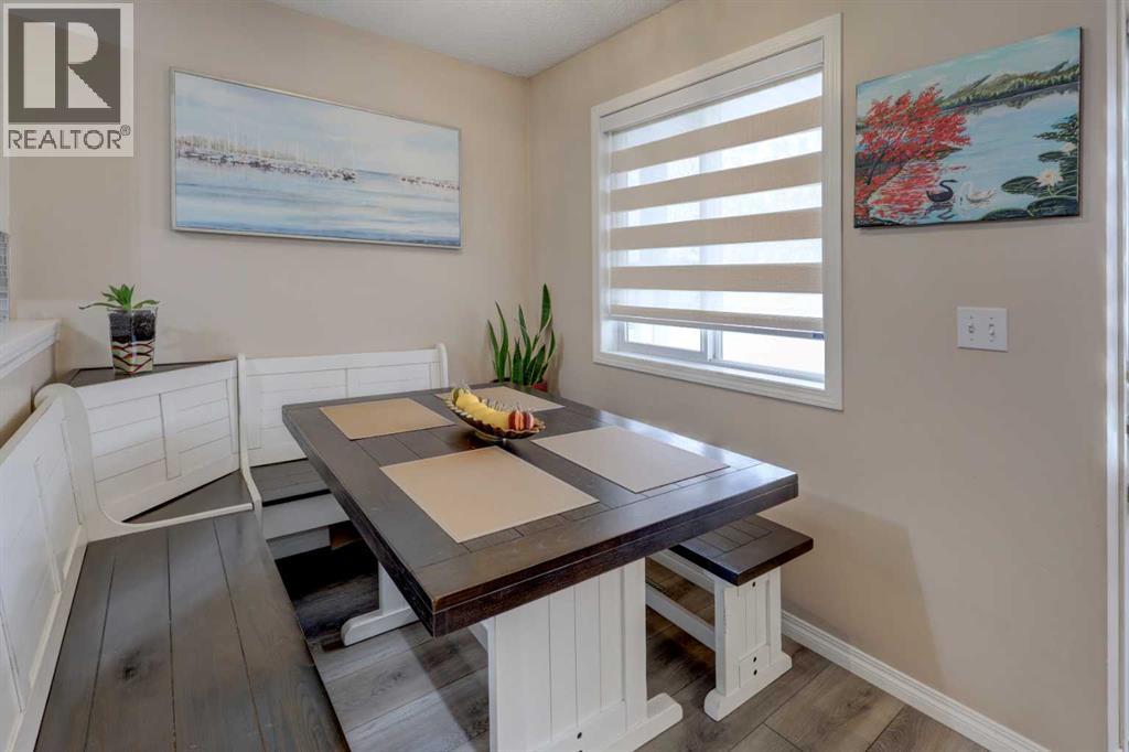 175 Royal Oak Gardens NW photo 8