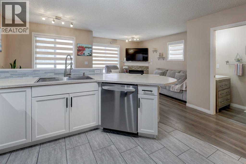 175 Royal Oak Gardens NW