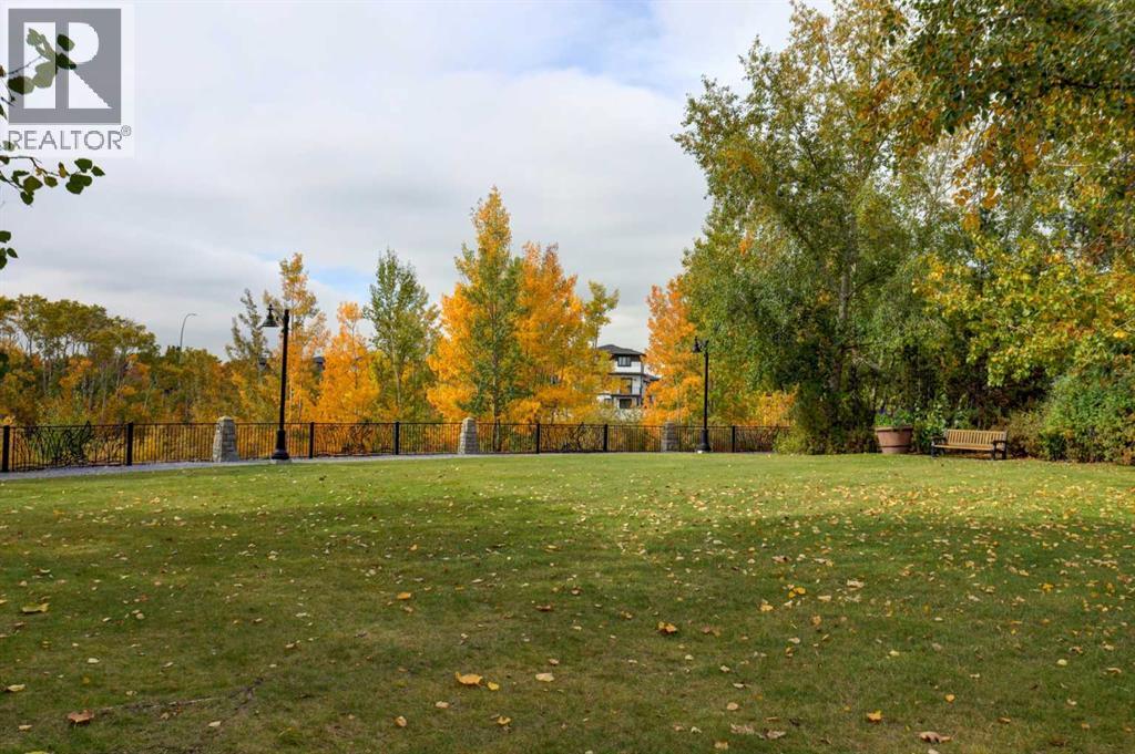 175 Royal Oak Gardens NW photo 29