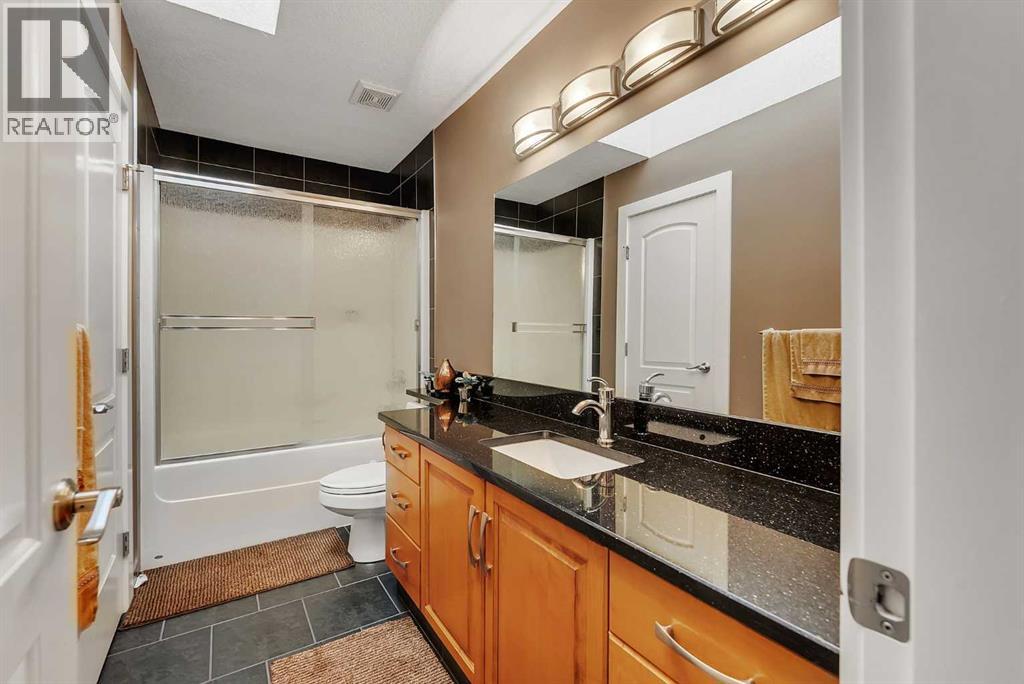 220 East Lakeview Place, Chestermere — photo 36