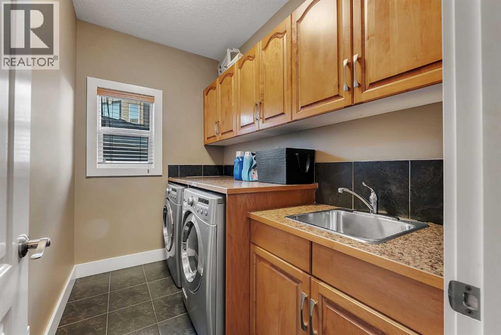 220 East Lakeview Place, Chestermere — photo 21