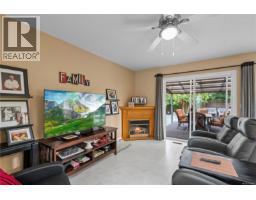 Bedroom - 1072 Roberton Blvd, Parksville, BC V9P2N9 Photo 6