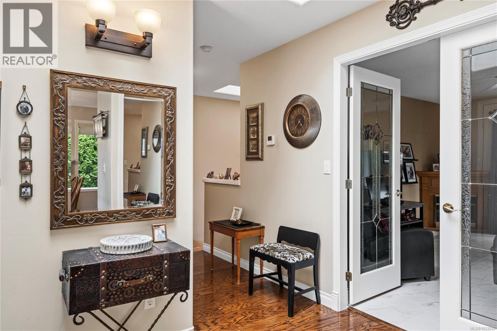 1072 Roberton Blvd, Parksville - Image 1