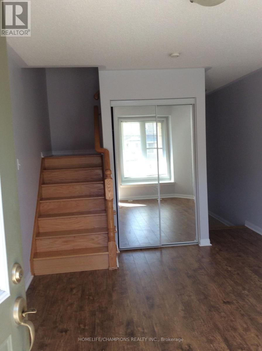 UNIT #2 - 32 ECOPARK GATE, Toronto (Rouge) — photo 2