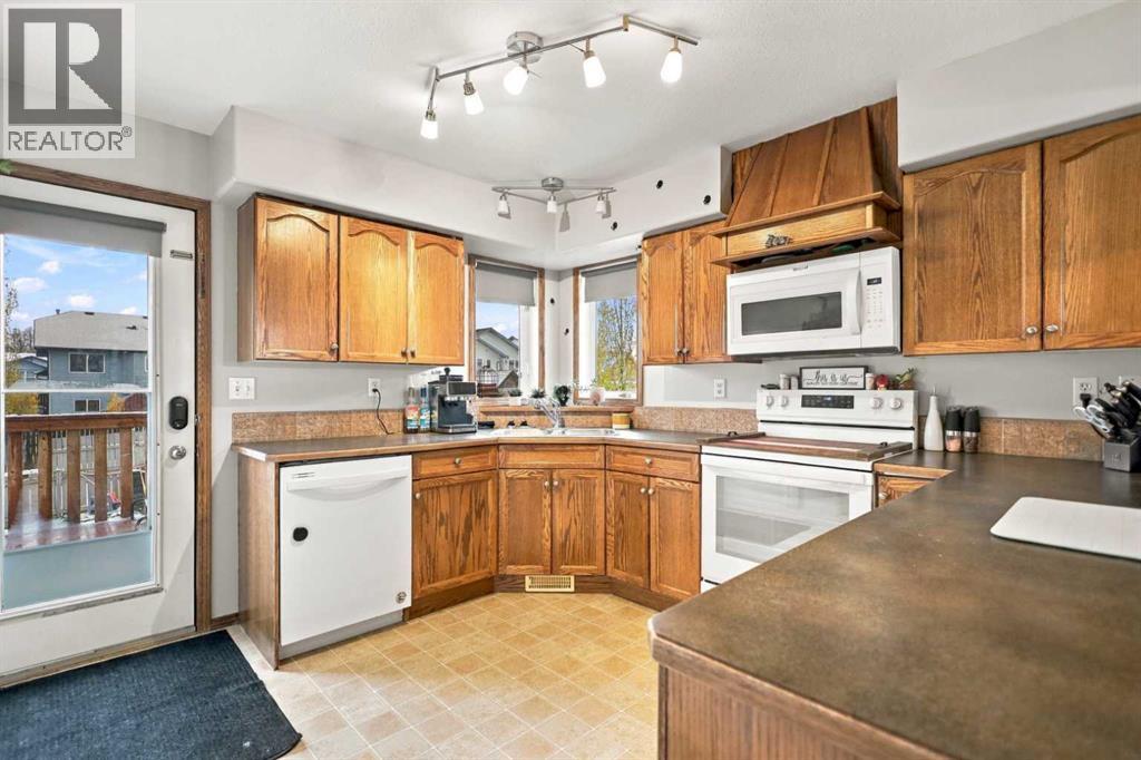 Listing photo – 55 Wildrose Drive, Sylvan Lake