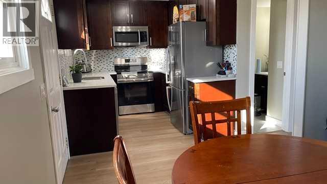 44 Falwood Crescent NE photo 10