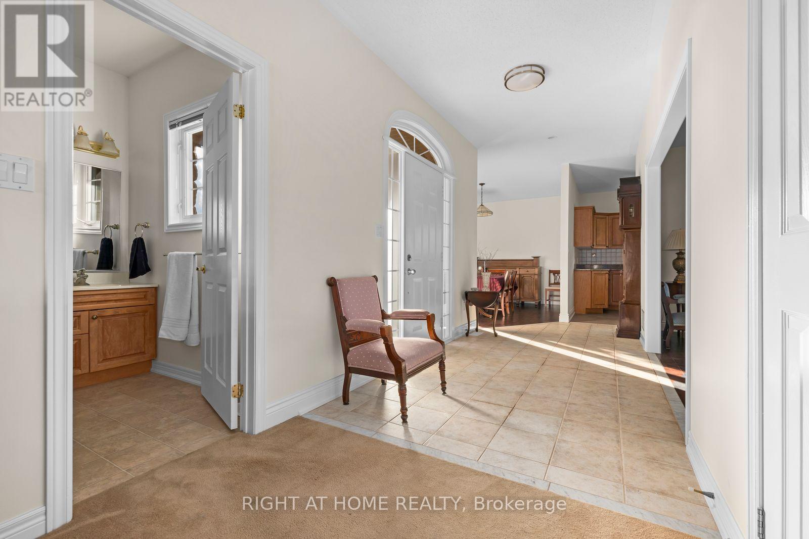21 CRESCENT MOON LANE, Kawartha Lakes (Mariposa) — photo 5