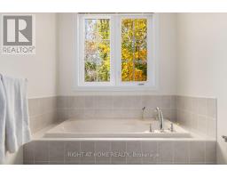 21 Crescent Moon Lane, Kawartha Lakes, ON L0C1G0 Photo 21