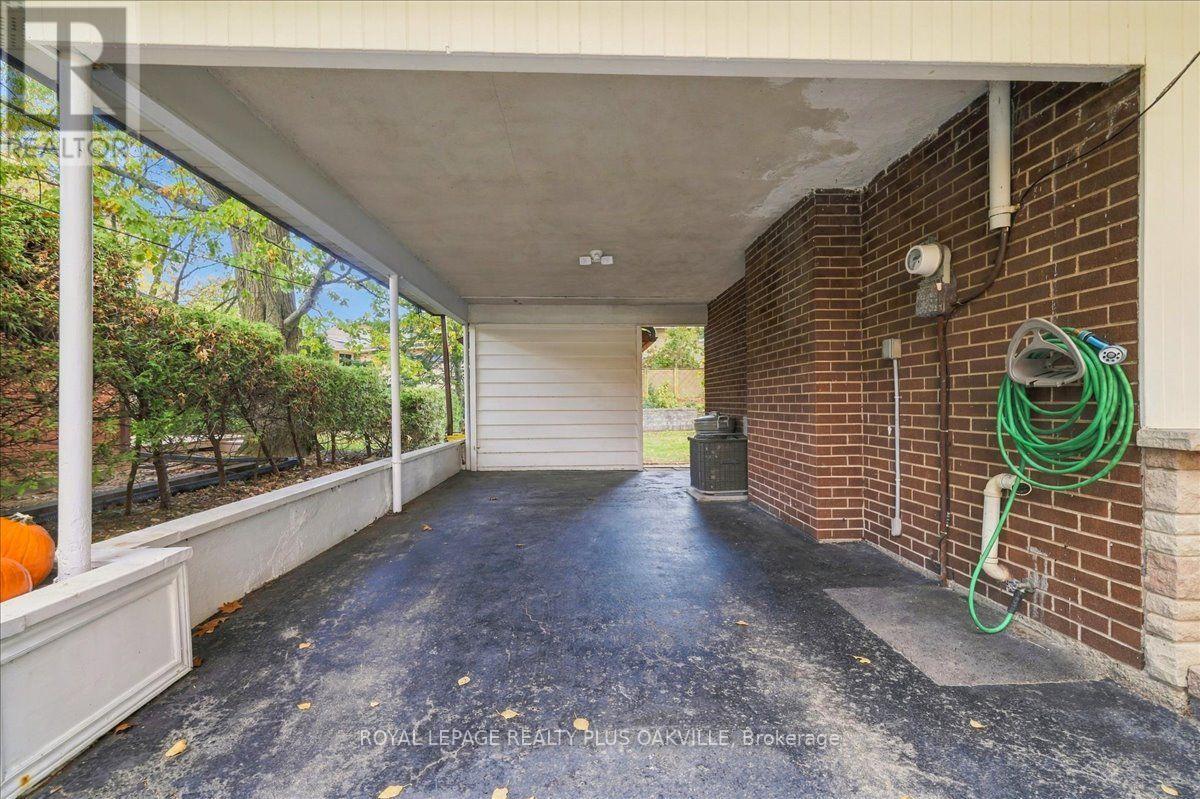 462 Evergreen Avenue, Hamilton, ON photo 36