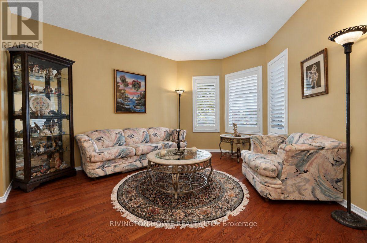 82 UPMINSTER WAY, Ottawa — photo 8