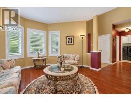 Eating area - 82 Upminster Way, Ottawa, ON K2J5G2 Photo 9