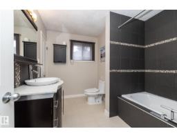 7412 33 Av Nw, Edmonton, AB T6K1J4 Photo 10