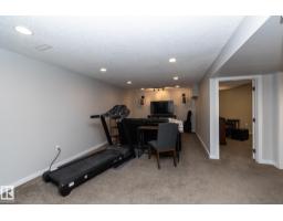 7412 33 Av Nw, Edmonton, AB T6K1J4 Photo 22
