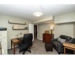 7412 33 Av Nw, Edmonton, AB T6K1J4 Photo 23