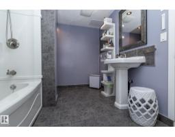 7412 33 Av Nw, Edmonton, AB T6K1J4 Photo 27