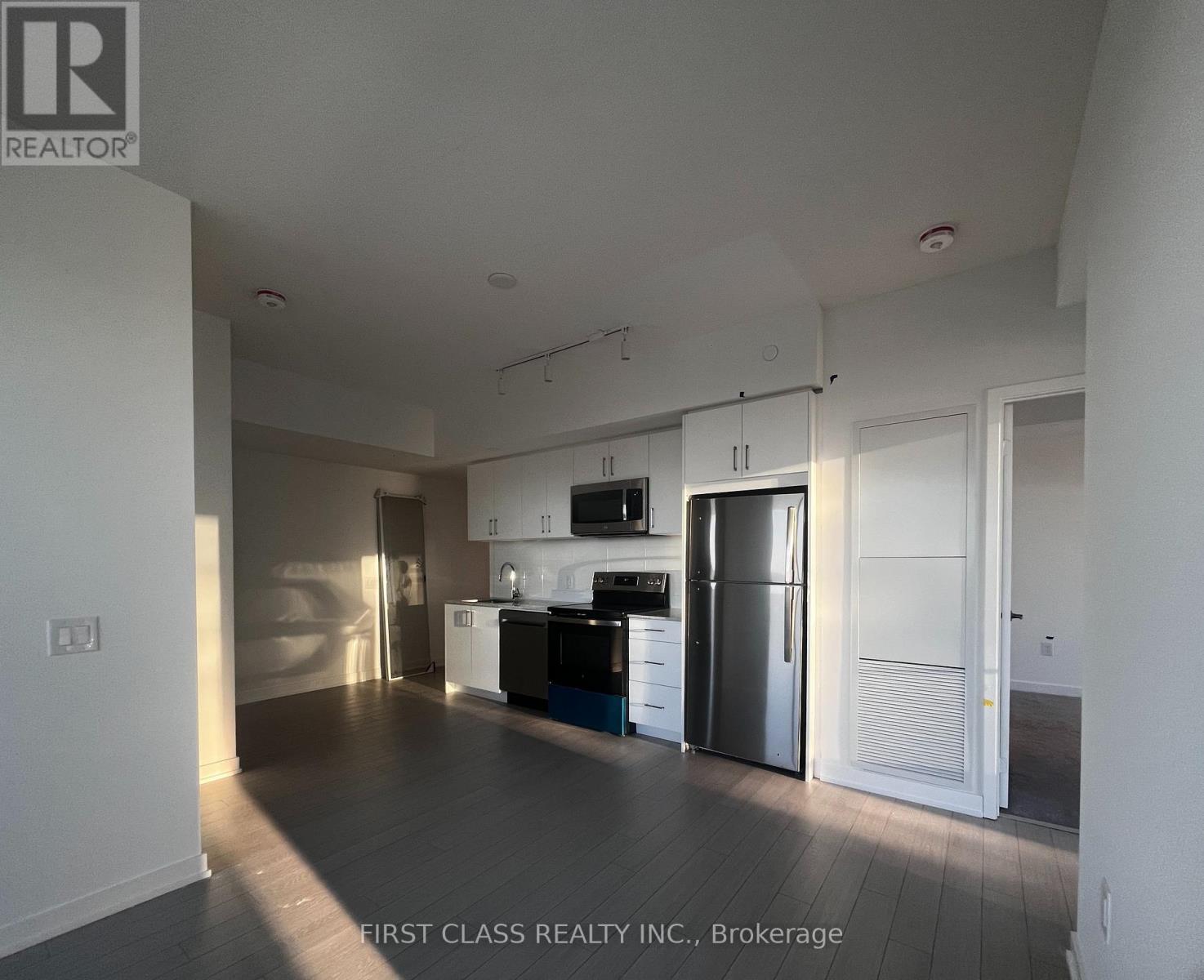 2608 - 4010 EGLINTON AVENUE W, Toronto (Humber Heights) — photo 5