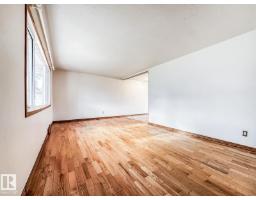 Bedroom 2 - 5812 105 Av Nw, Edmonton, AB T6A1A6 Photo 7