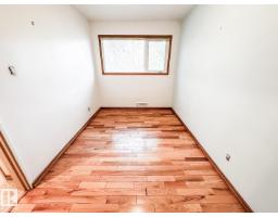 5812 105 Av Nw, Edmonton, AB T6A1A6 Photo 25