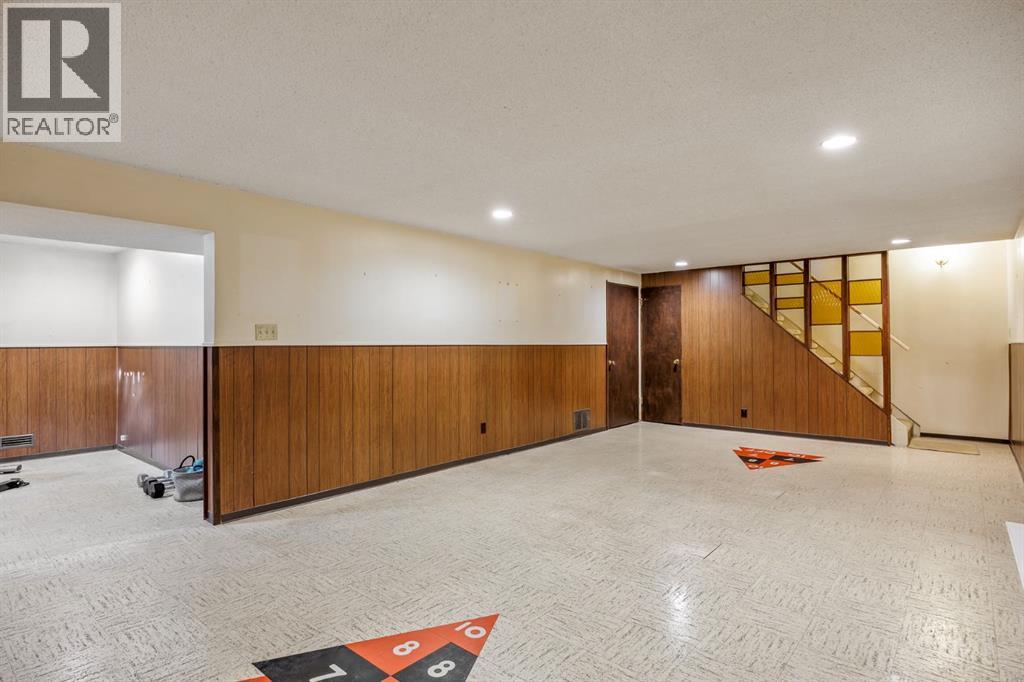 7007 Kenosee Place SW, photo 37 of 48