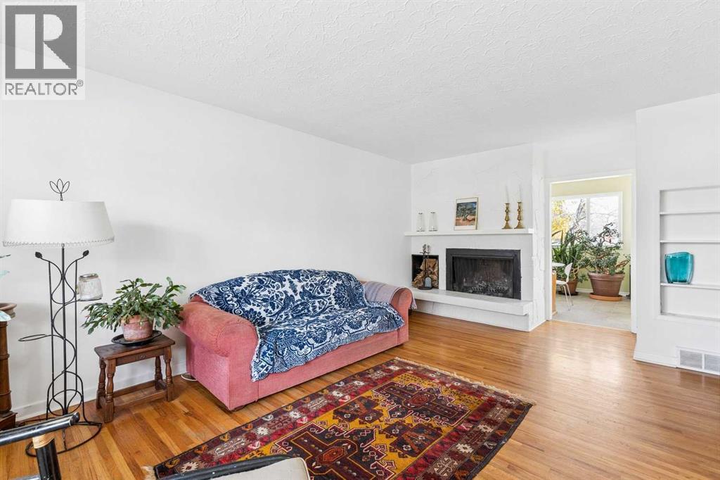 56 Hunter Street NW photo 6