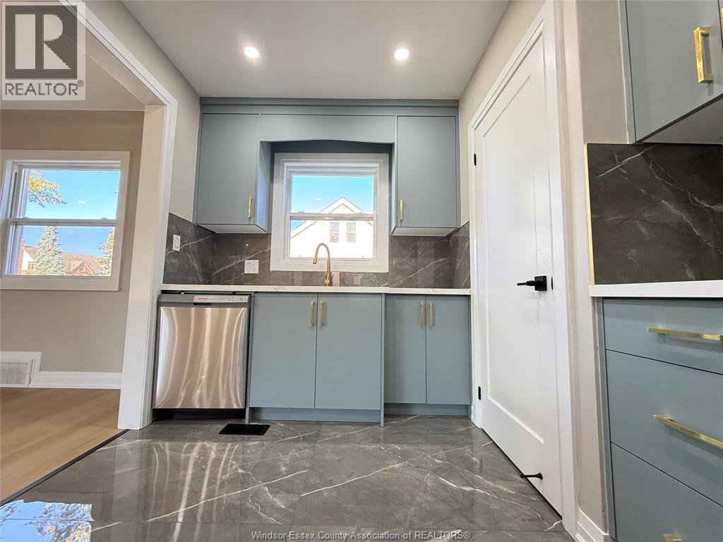 2870 ALEXANDRA AVENUE, Windsor — photo 12