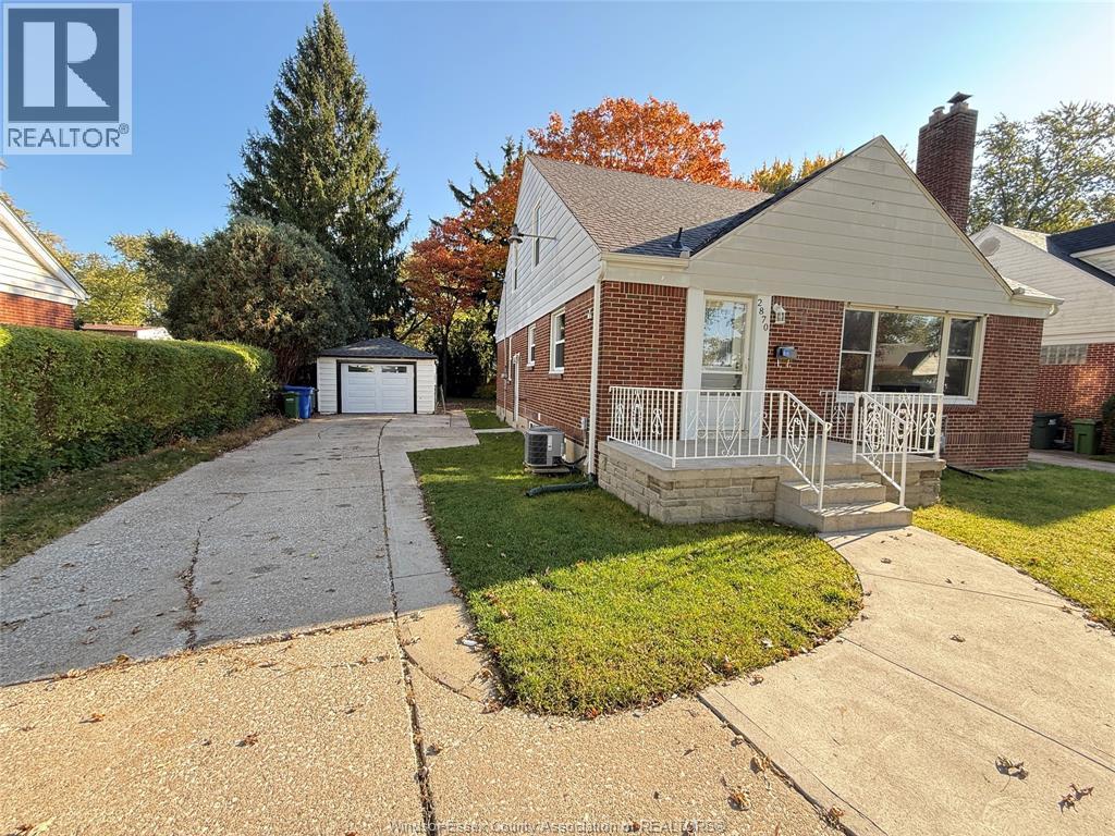 2870 ALEXANDRA AVENUE, Windsor — photo 4