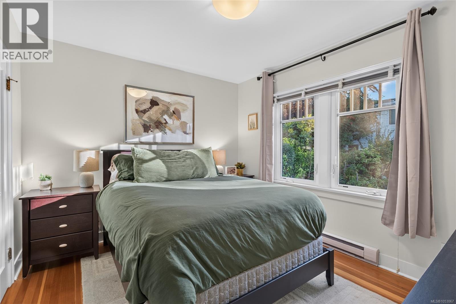  3015 Dean Avenue, Saanich