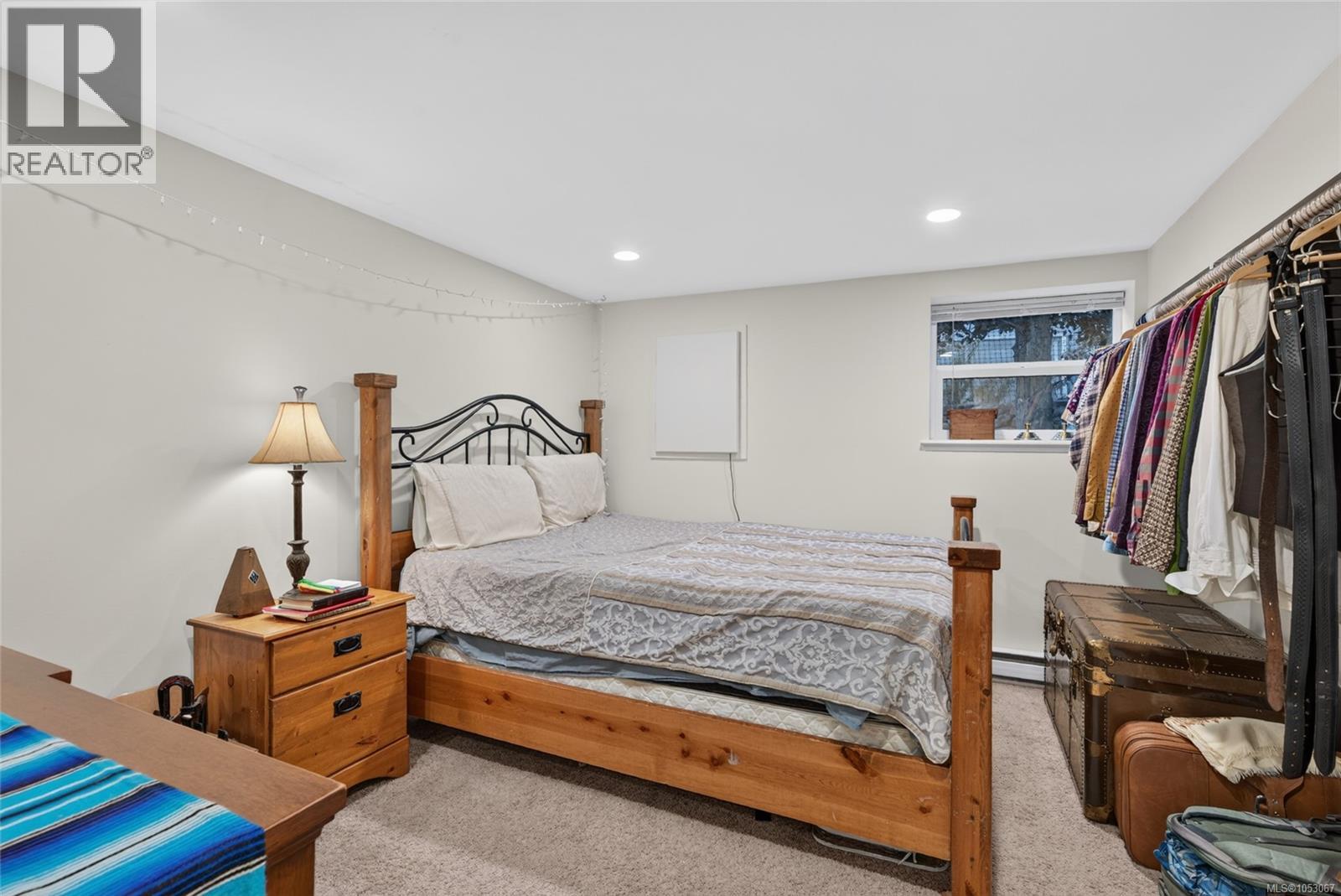  3015 Dean Avenue, Saanich