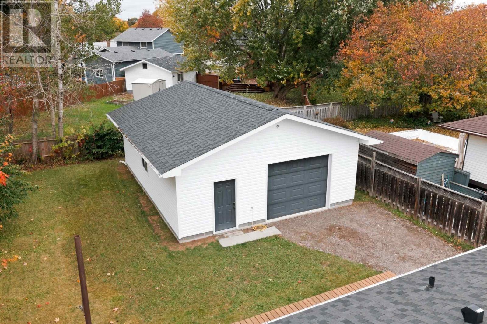 82 River RD - 37